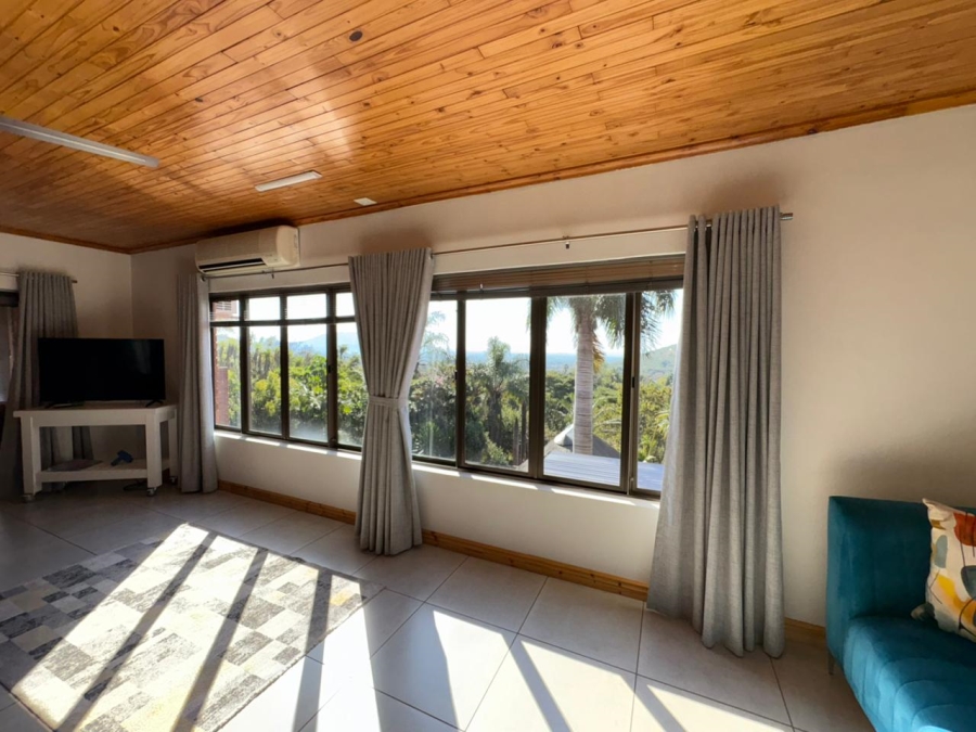 5 Bedroom Property for Sale in Safari Gardens North West